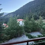 Horizon Nest Parnassos Chalet! Dağ evi