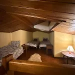 Horizon Nest Parnassos Chalet! Dağ evi Eptálofos