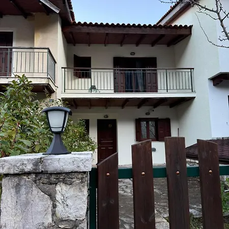 Horizon Nest Parnassos Chalet! シャレー